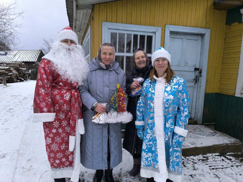 Привезли полезные подарки и хорошее настроение