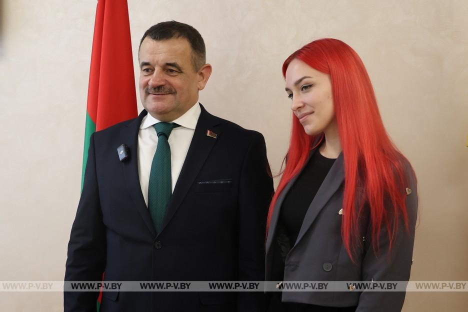 Мэр города встретился с представителями блогерского сообщества