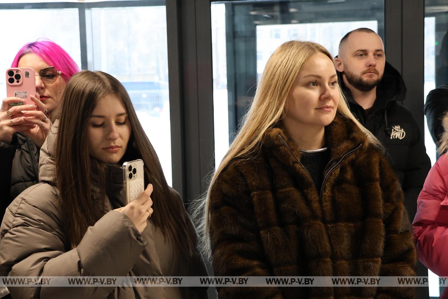 Блогеры Пинска увидели, как создаётся промышленная мощь города