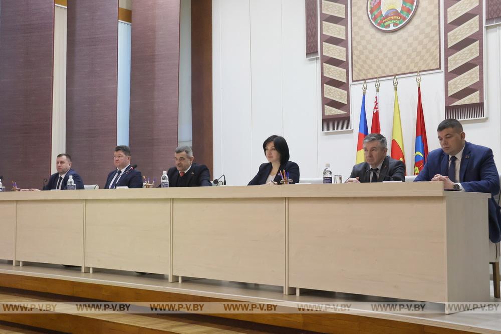 В горисполкоме проанализировали итоги прошедшей пятилетки и исполнения бюджета за 2025-й В горисполкоме проанализировали итоги прошедшей пятилетки и исполнения бюджета за 2025-й