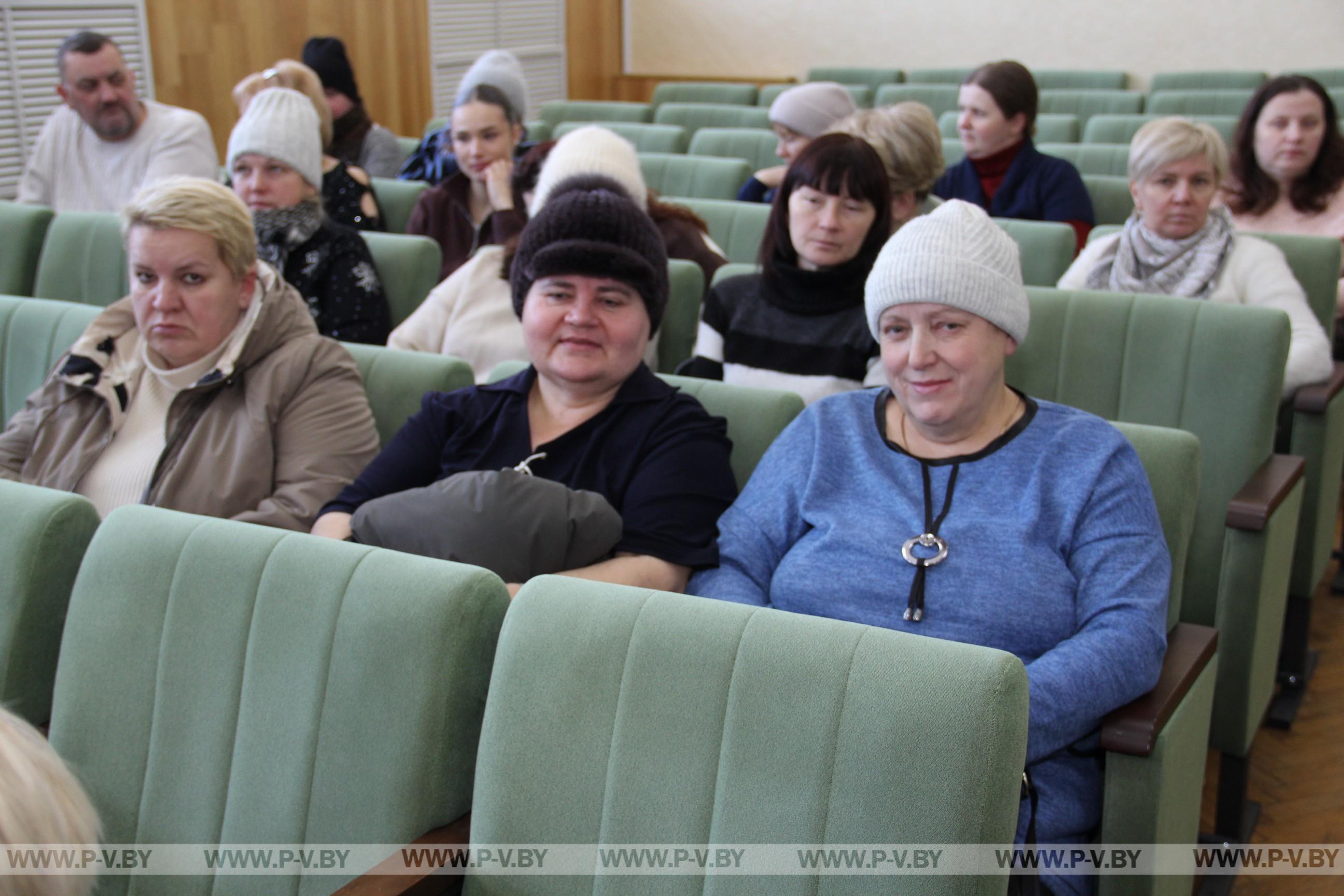 Информационная группа встретилась с коллективом «ОАО «Школьник»