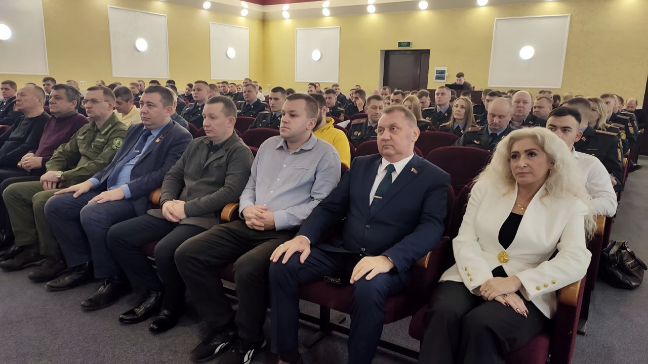 В Пинске прошел обучающий семинар для гражданских помощников милиции