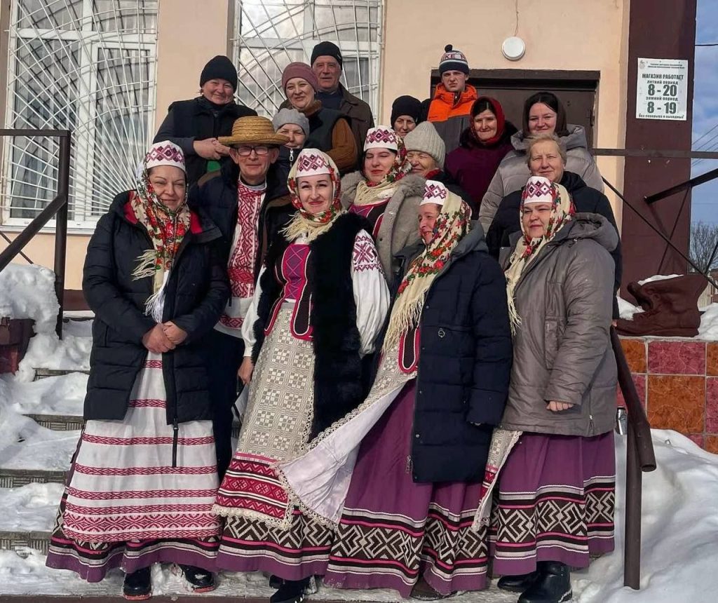 Концерт в подарок деревне