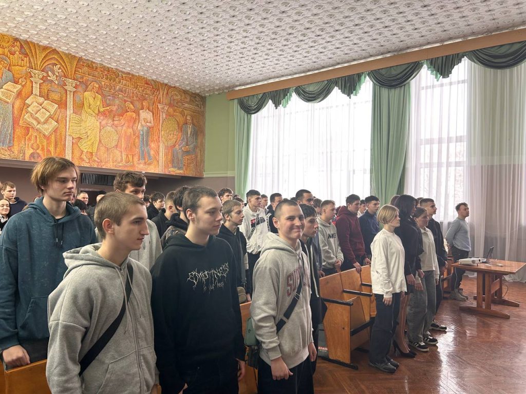 Председатель Брестской областной организации Профсоюза Сергей Сироч посетил Пинский государственный колледж строителей