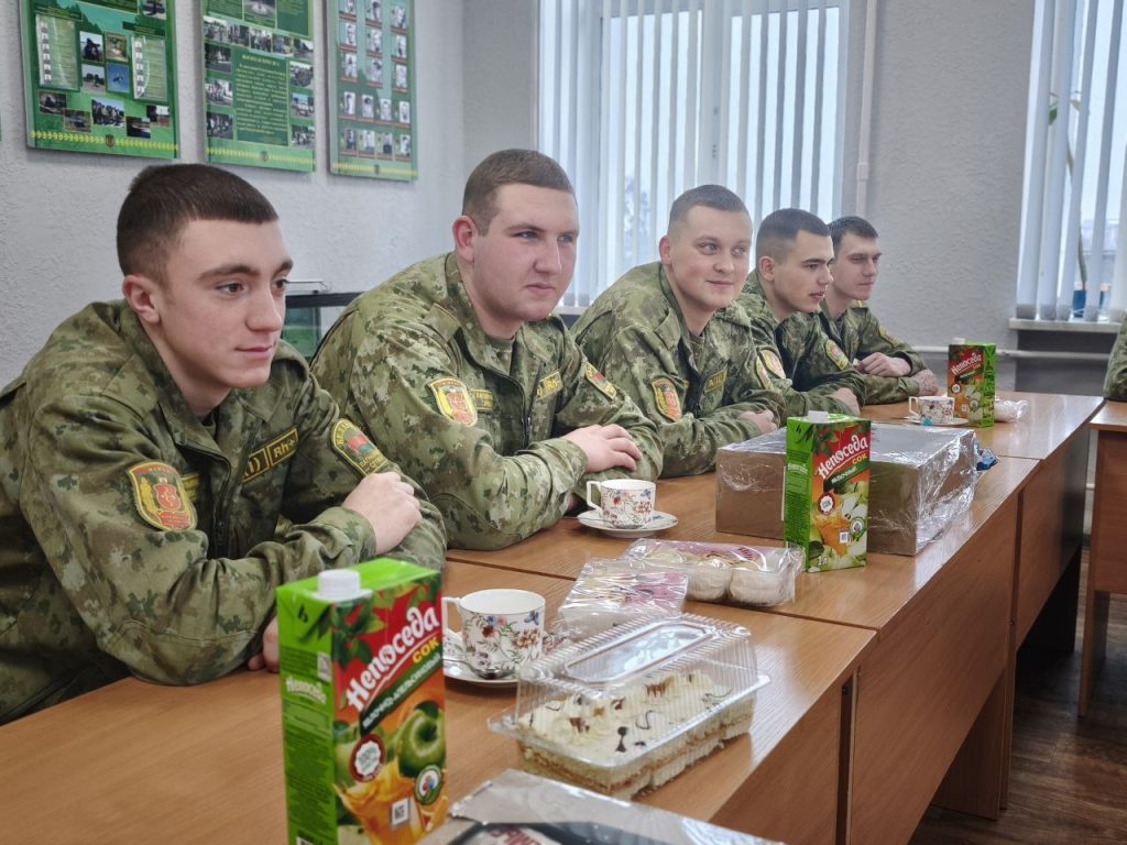 Поздравления и признательность за службу от райкома профсоюза АПК