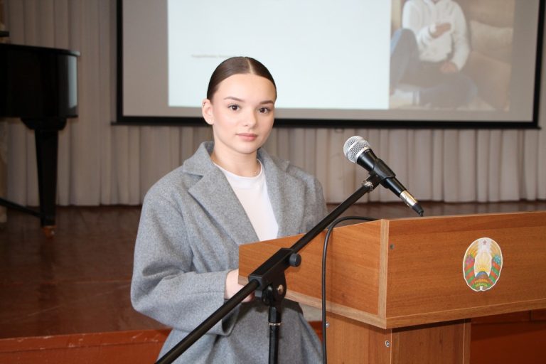 Молодежь и ее проблемы. Взгляд изнутри Молодежь и ее проблемы. Взгляд изнутри