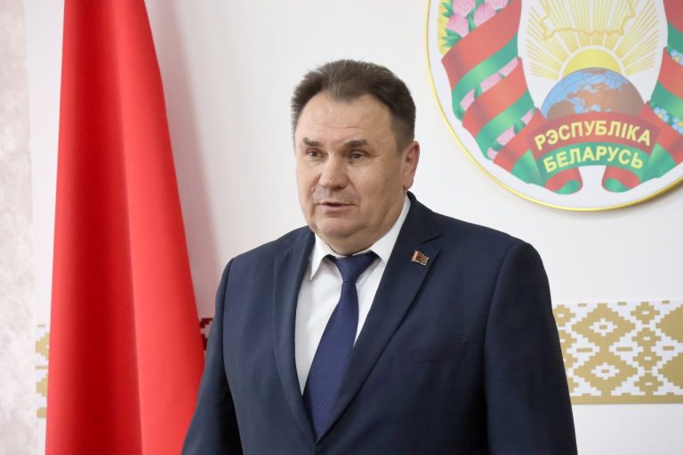 Сергей Созончук принимает поздравления с 60-летием