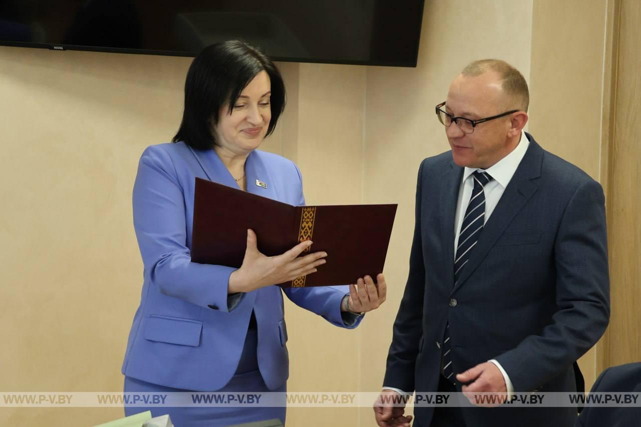 Андрей Мулярчик получил высшую награду горсовета