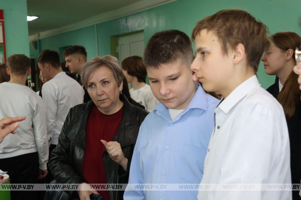В Пинском аграрном колледже школьникам четырёх районов показали, кем работать в сельском хозяйстве