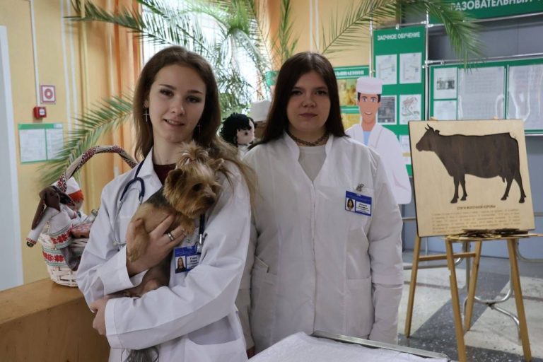 В Пинском аграрном колледже школьникам четырёх районов показали, кем работать в сельском хозяйстве