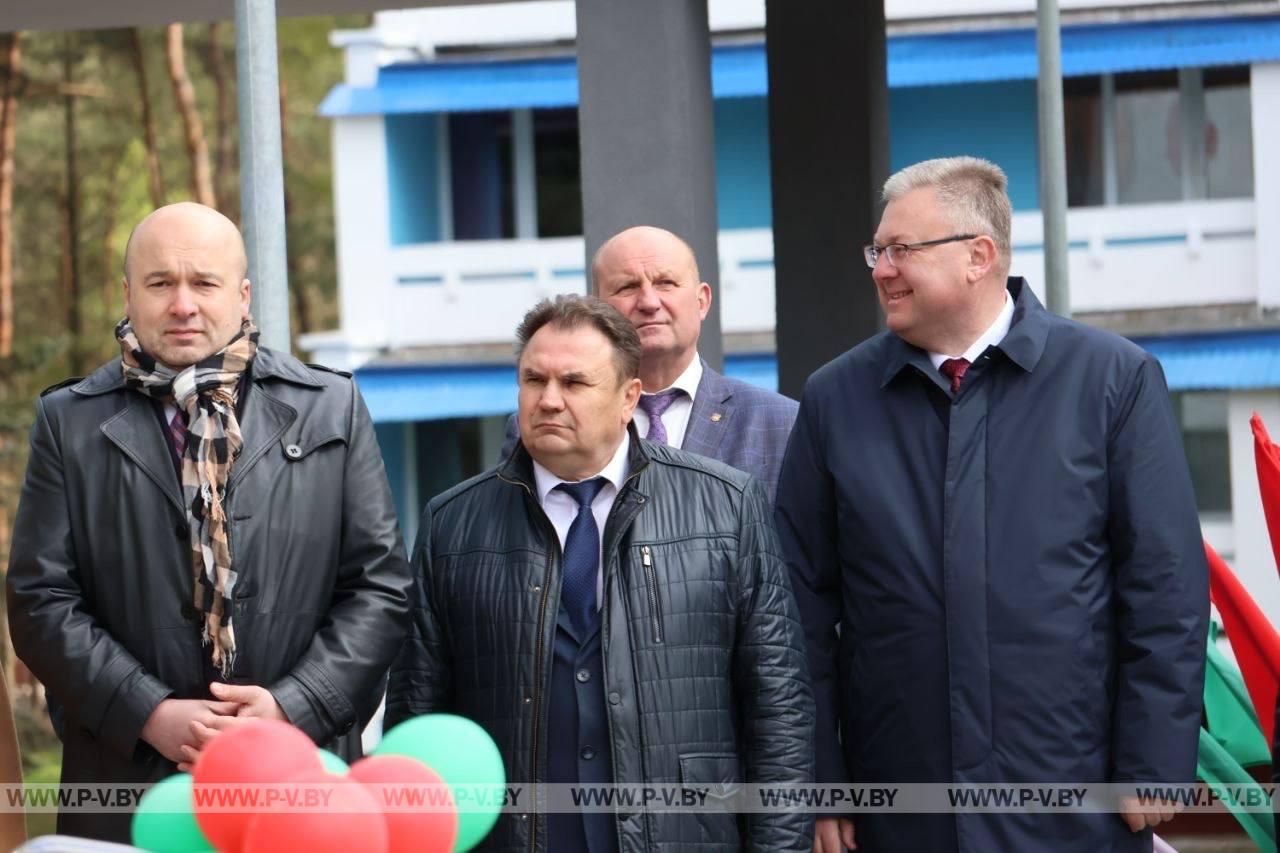 В детском реабилитационно-оздоровительном центре «Свитанак» проходит церемония открытия нового спального корпуса