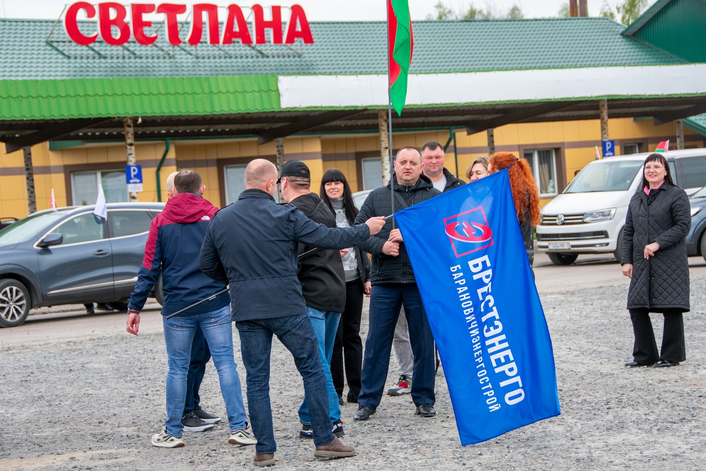 Сегодня в Пинске прошел масштабный патриотический автопробег