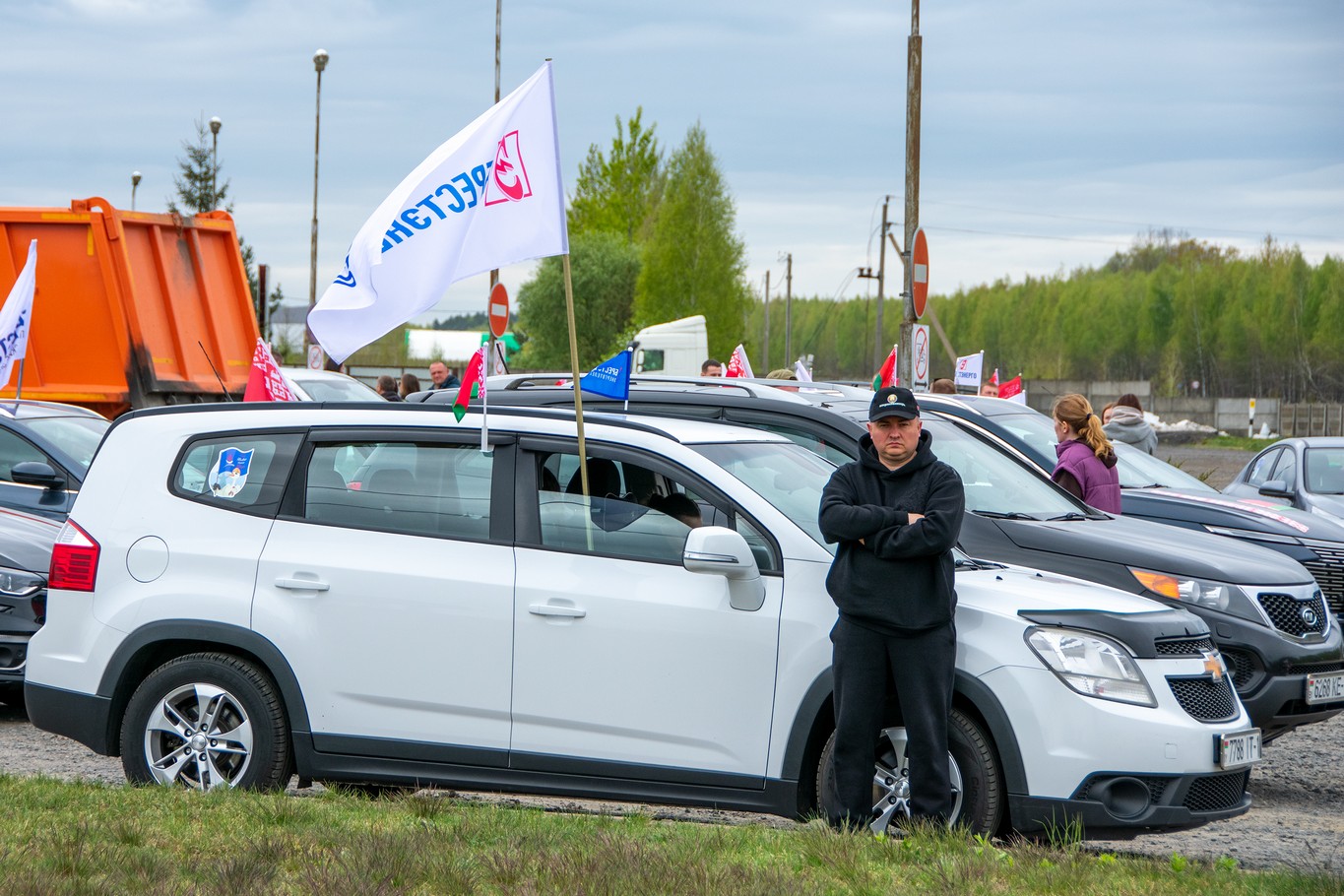 Сегодня в Пинске прошел масштабный патриотический автопробег