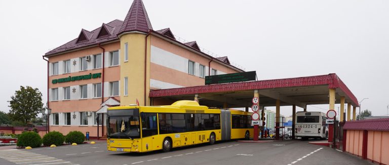 В Пинске с 15 июня по 30 августа 2026 года движение автобусов в Санкт-Петербург будет осуществляться ежедневно В Пинске с 15 июня по 30 августа 2026 года движение автобусов в Санкт-Петербург будет осуществляться ежедневно