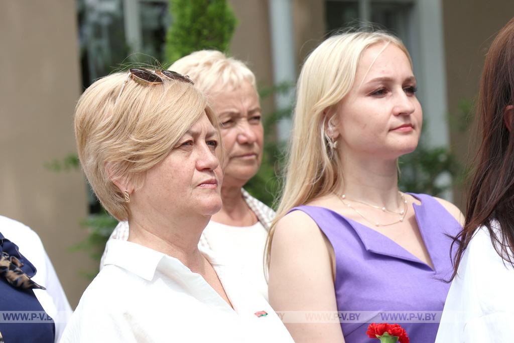 Героинями буклета «Беларусачка» стали 15 жительниц Пинского района