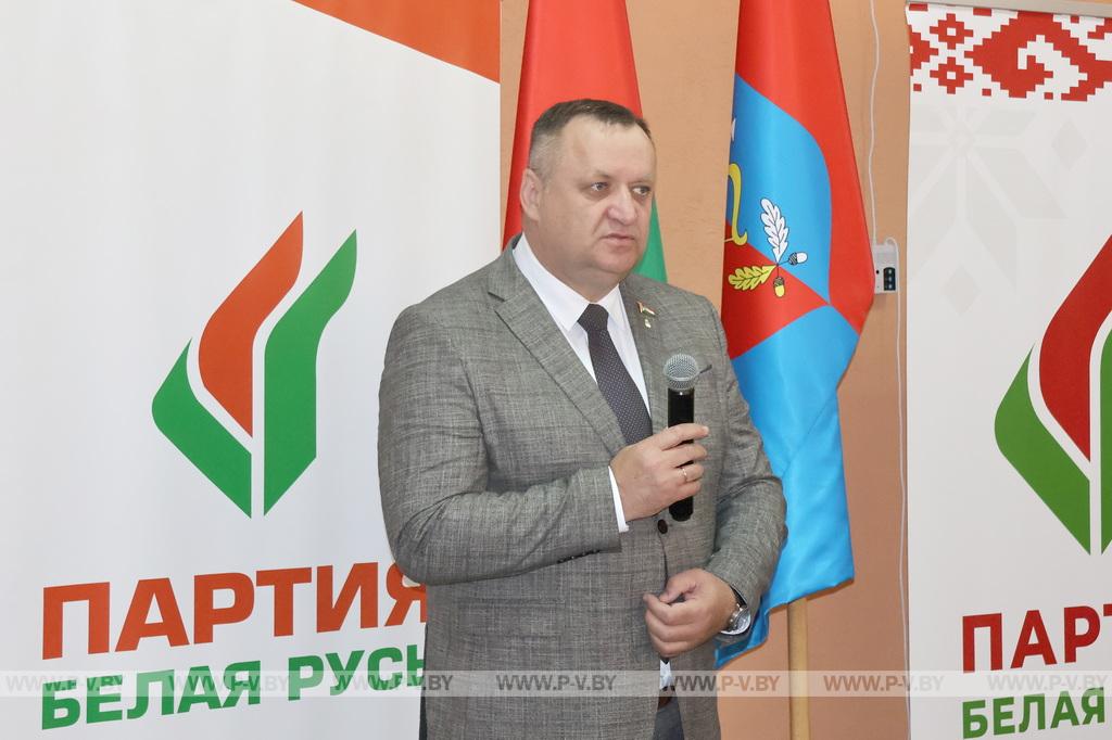 Героинями буклета «Беларусачка» стали 15 жительниц Пинского района