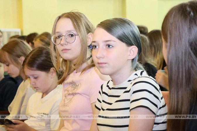 НЕскучные встречи в «Свитанке»: журналисты, БРСМ и разговор о главном