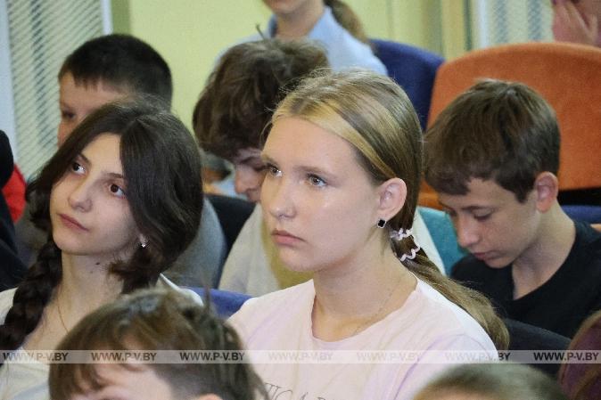 НЕскучные встречи в «Свитанке»: журналисты, БРСМ и разговор о главном
