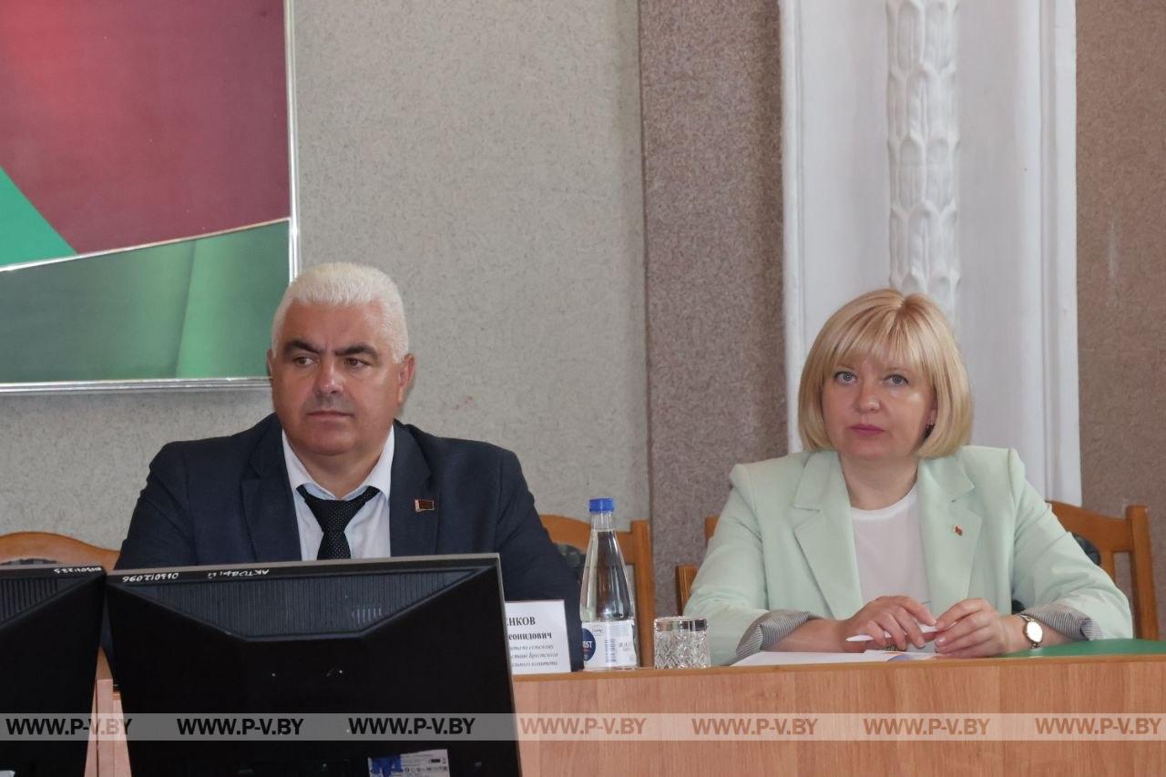 Единый день информирования: председатель Белстата посетила Пинский район