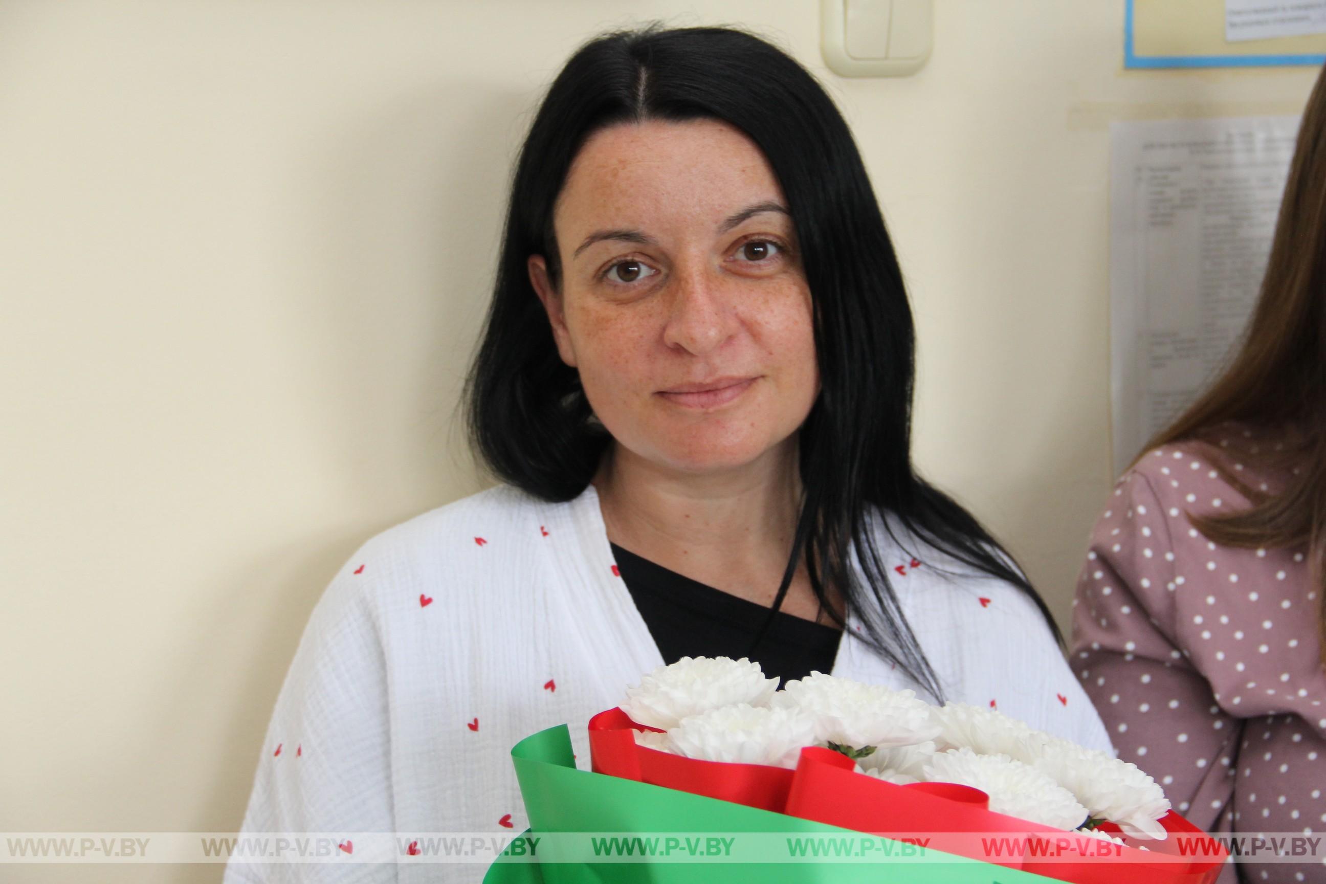 «Белая Русь» поздравляла матерей, родивших в День Независимости