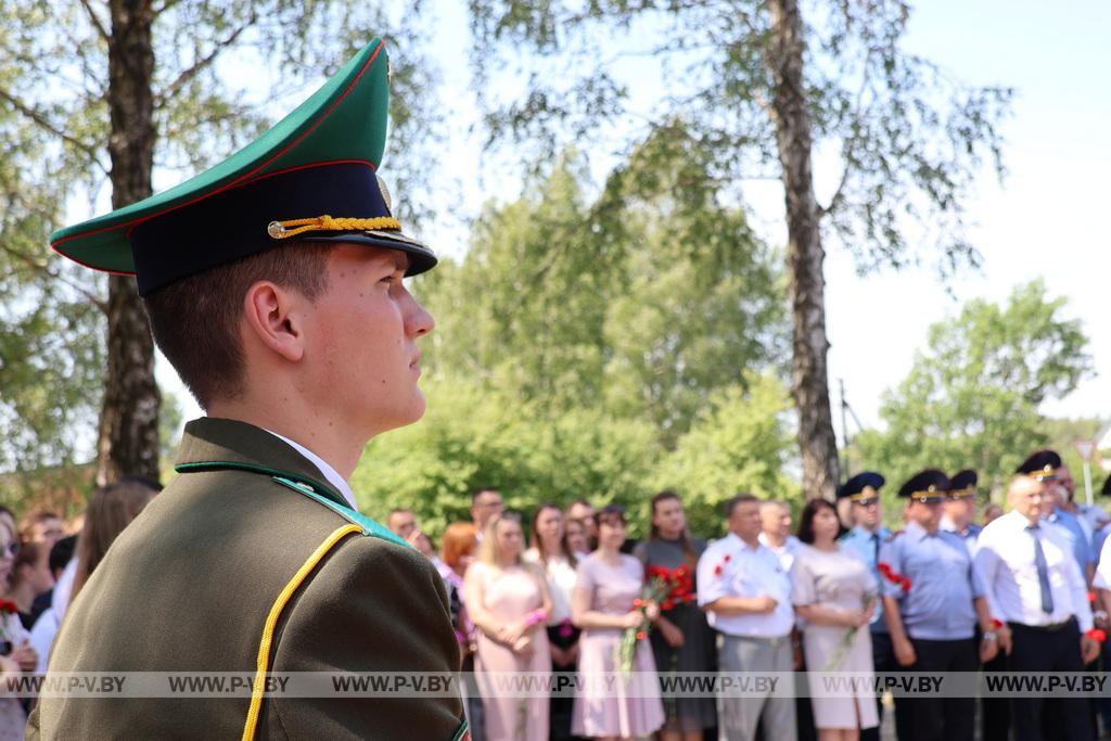 В деревне Жабчицы открыли памятник мирным жертвам фашизма