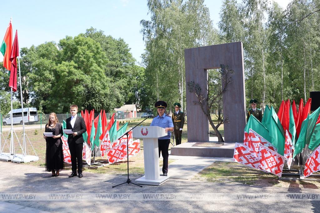 В деревне Жабчицы открыли памятник мирным жертвам фашизма