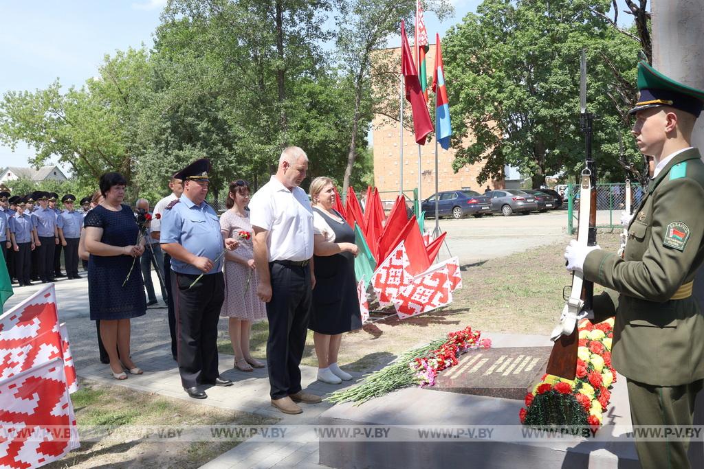 В деревне Жабчицы открыли памятник мирным жертвам фашизма