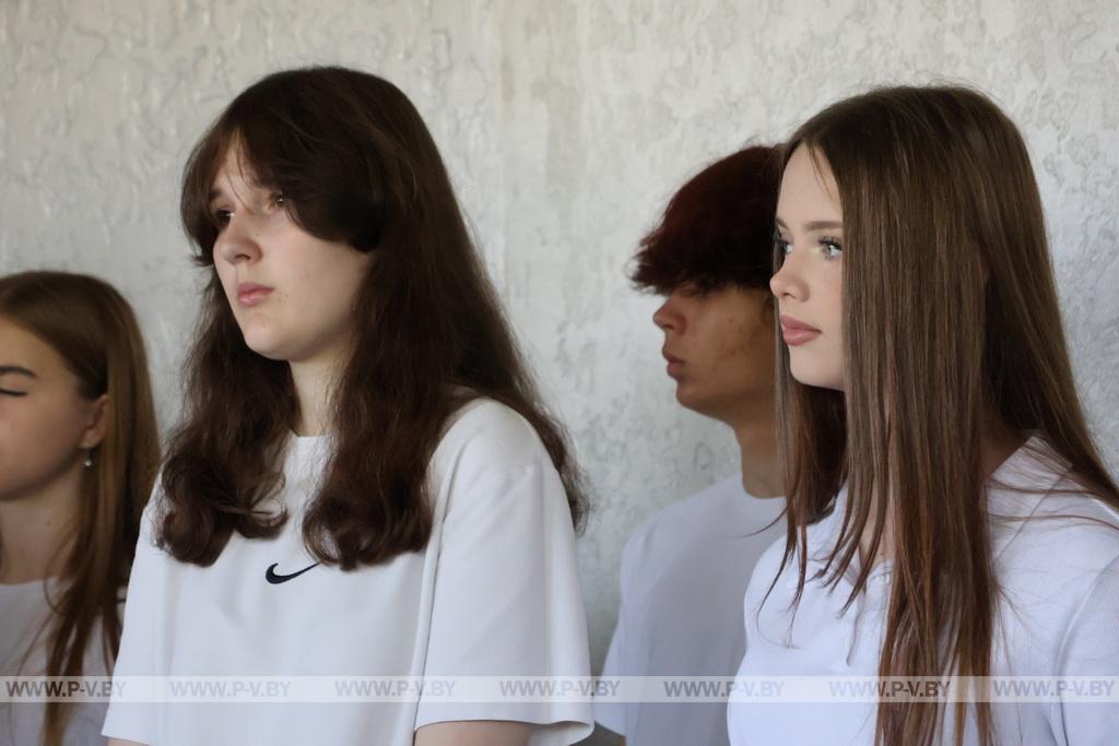 В Пинске дети покатались на картах и заодно закрепили знания ПДД