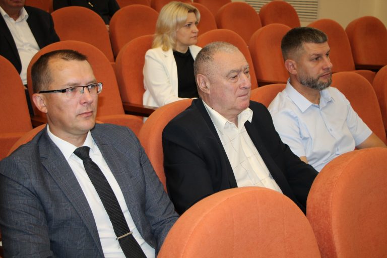 Итоги полугодия подвели в Пинском горисполкоме