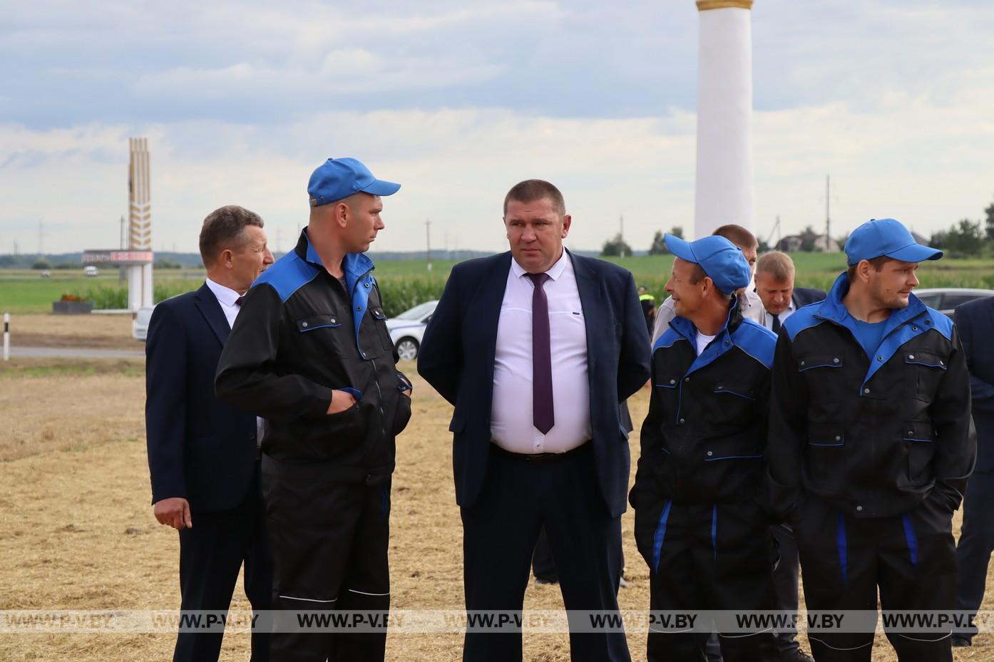 Аграрии Пинского района намолотили 100 тысяч тонн зерна нового урожая