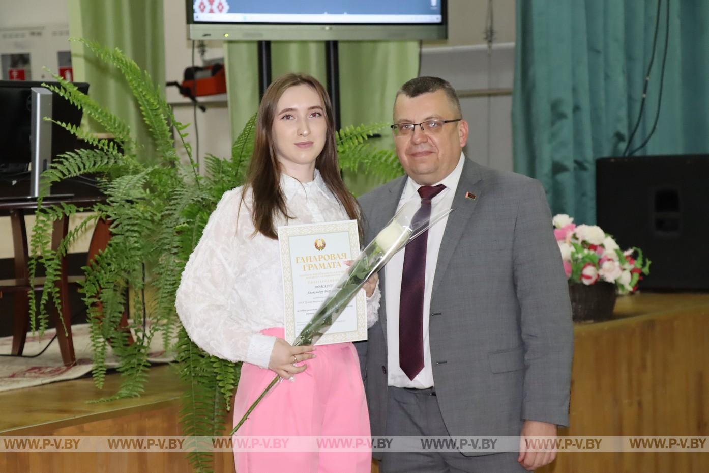 Дроны, ИИ и новые учебники: что ждет школьников Пинщины