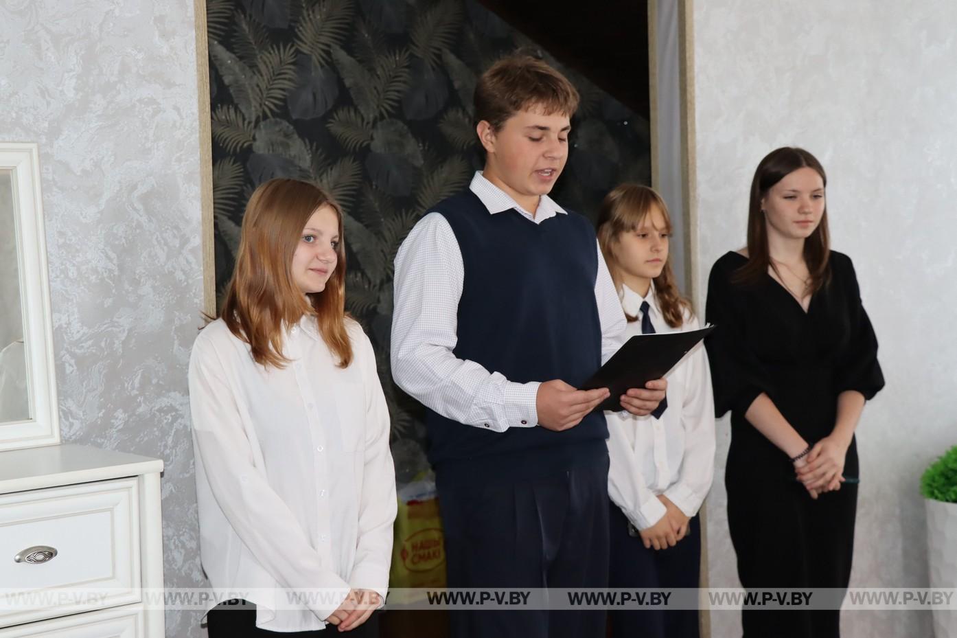 Председатель райисполкома посетил дом семейного типа в Высоком