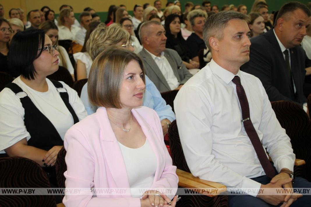 В больницы и поликлиники Пинска пришли 57 молодых специалистов