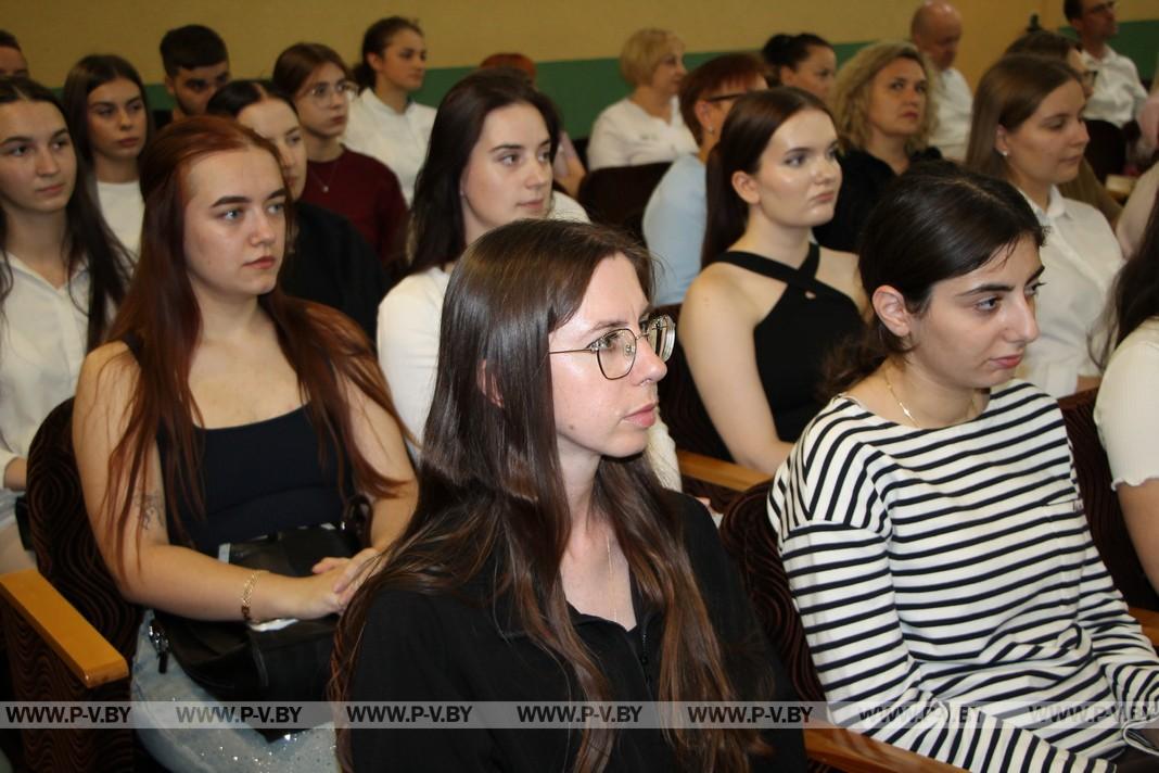 В больницы и поликлиники Пинска пришли 57 молодых специалистов