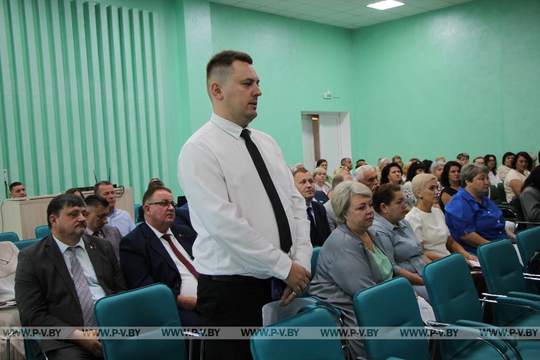 В Пинске оценили готовность школ к новому учебному году