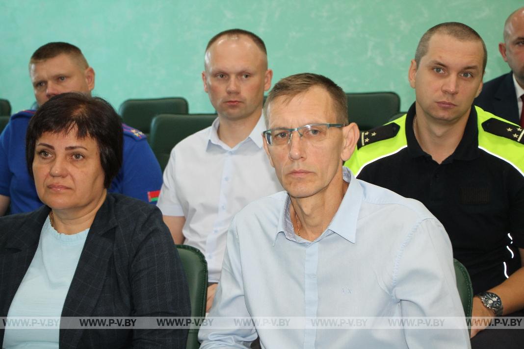 В Пинске оценили готовность школ к новому учебному году