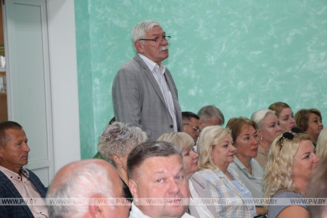 В Пинске оценили готовность школ к новому учебному году