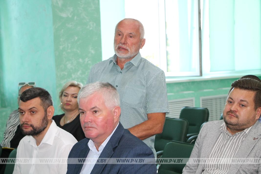В Пинске оценили готовность школ к новому учебному году