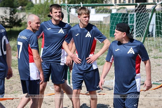 Пинск вспомнил, что такое настоящий пляжный футбол