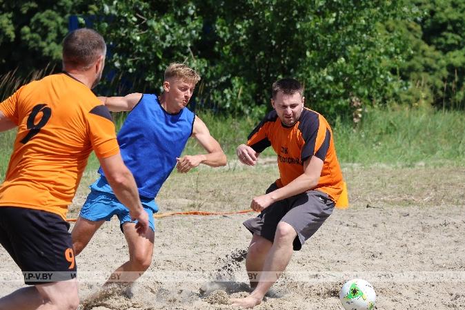 Пинск вспомнил, что такое настоящий пляжный футбол