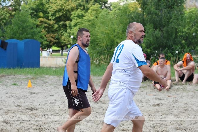 Пинск вспомнил, что такое настоящий пляжный футбол