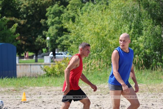 Пинск вспомнил, что такое настоящий пляжный футбол