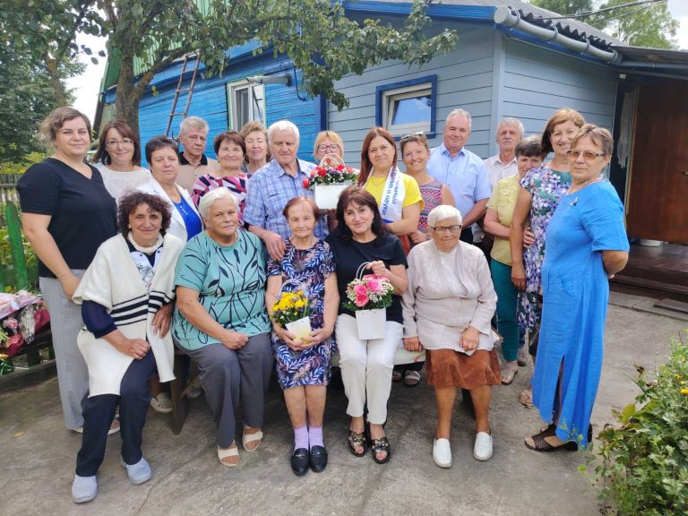 90-летний юбилей отметила Вера Сидоревич из Логишина