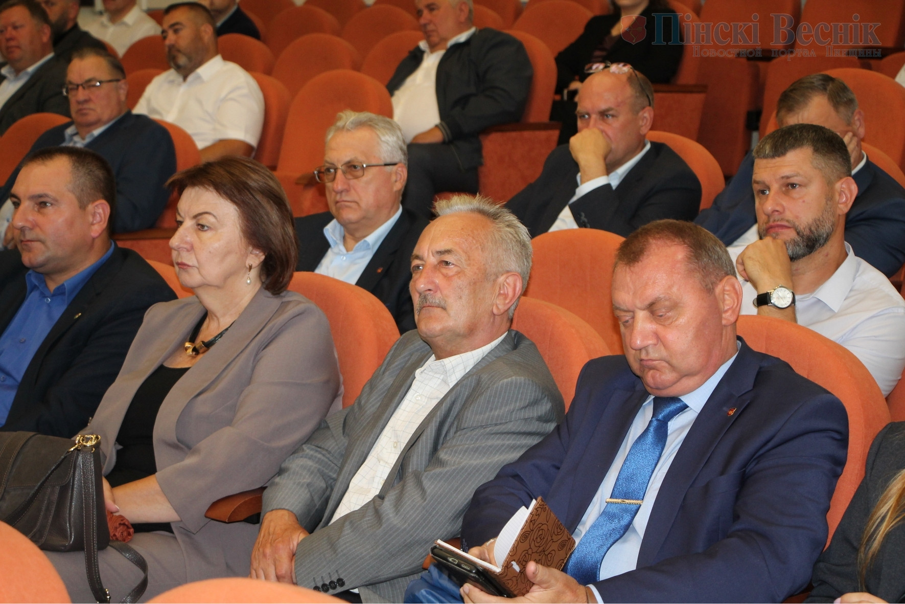 Валерий Ребковец провел заседание аппарата горисполкома