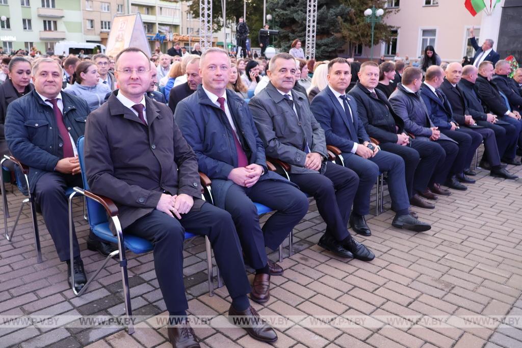 Пинчане присоединились к празднованию Дня народного единства в городе Берёза