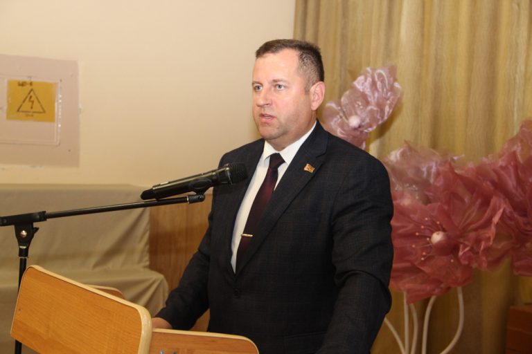 Информгруппа во главе с Николаем Новаком встретилась с педагогами