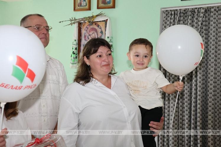 В домах семейного типа на Граничной — праздничная атмосфера