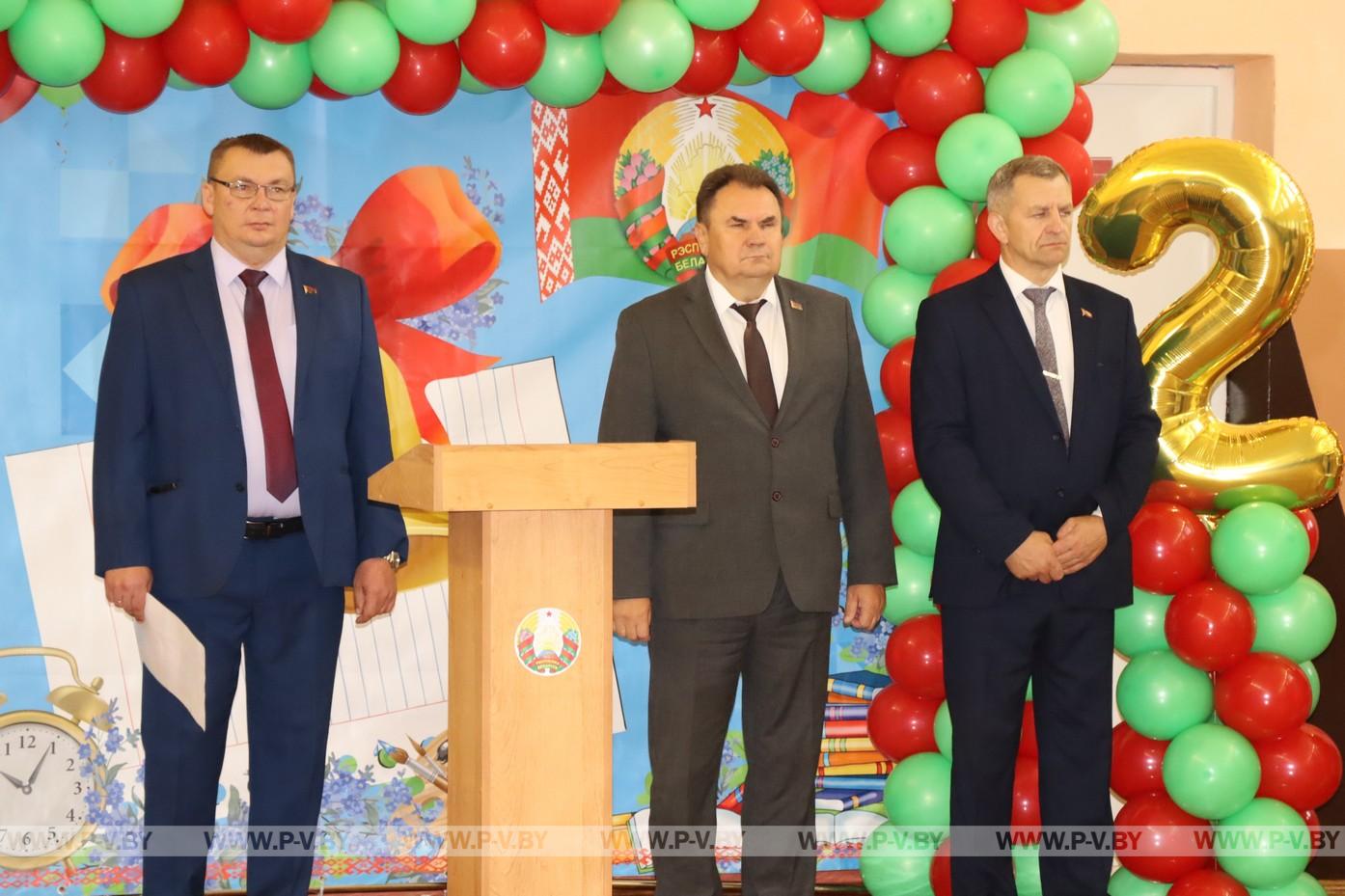 Первый звонок прозвенел для 145 учащихся Купятичской средней школы