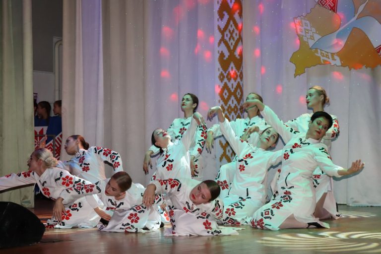 В Логишине отметили День народного единства