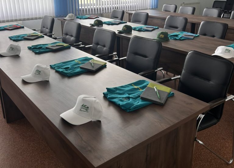 Десять молодых специалистов пришли в ОАО «Парохонское»